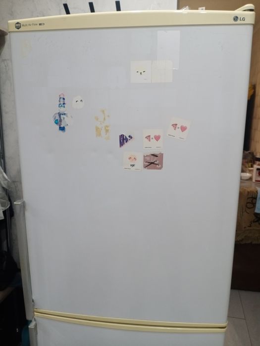 продам холодильник LG, б/у, 10тыс
