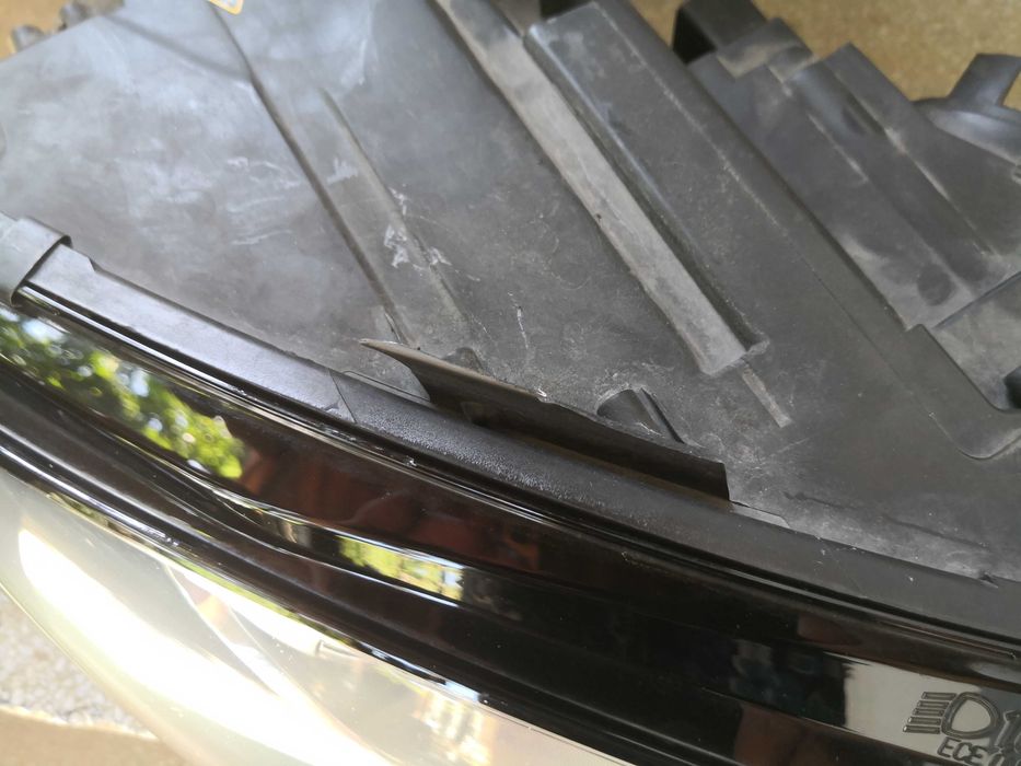 Фар Audi TT Xenon десен/Фар Ауди ТТ Ксенон Оригинален