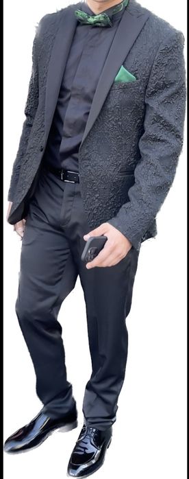 Костюм Андрюс ( цялостна визия) за мъж около 180см