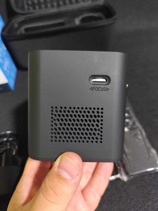 Video-proiector BYINTEK P19 4K, 3D LED