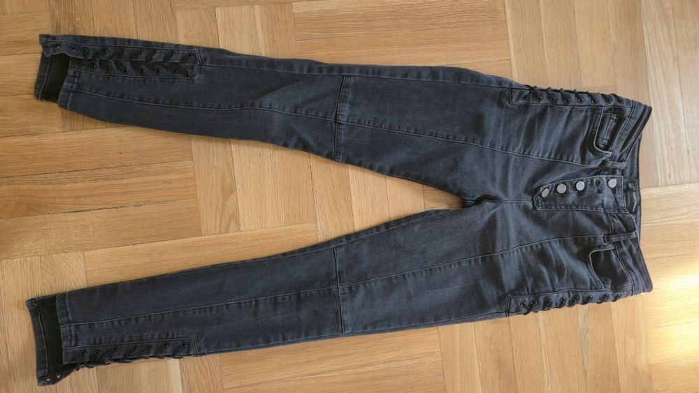 Guess 24 номер/Зара 36