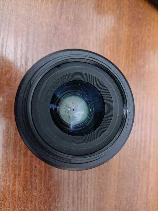 Объектив Никон 35 мм