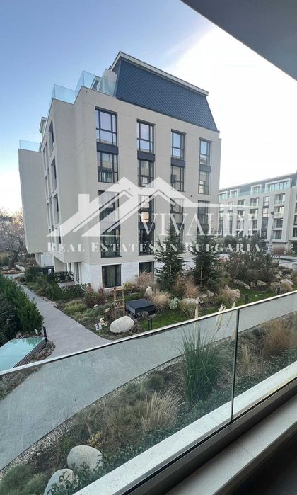 Дава се под наем Тристаен апартамент в к.к. Св.Св. Константин и Елена - 85 кв.м за 897.6 € - Снимка #1