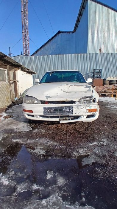 Машина камри 3л //