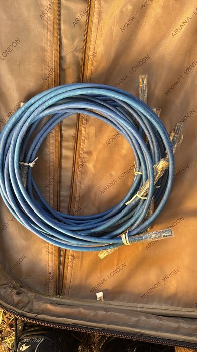 Vând cablu, albastru