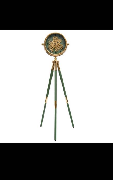 трехногие часы для дома и для офиса