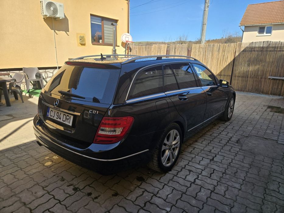 Vand mercedes C 220 cdi,automat