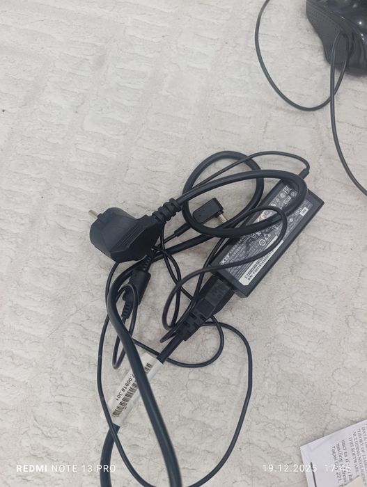 Срочно ноутбук от Aser