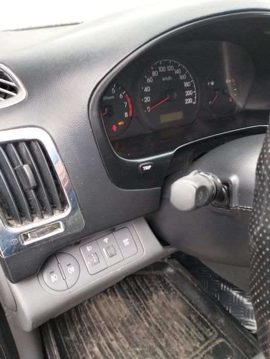 Продам машину минивэн Хундай старекс