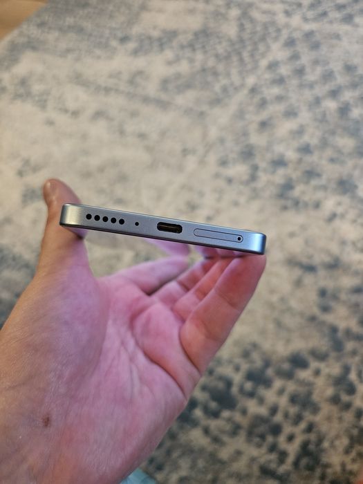 Продам Redmi note 13