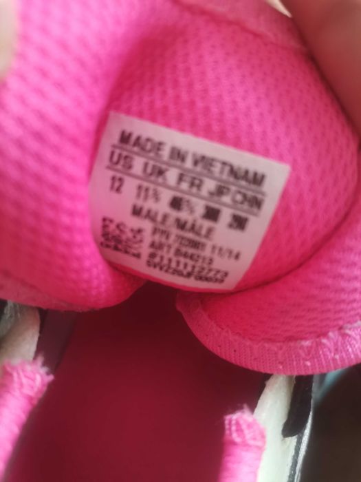 Като нови Лот оригинални маратонки.