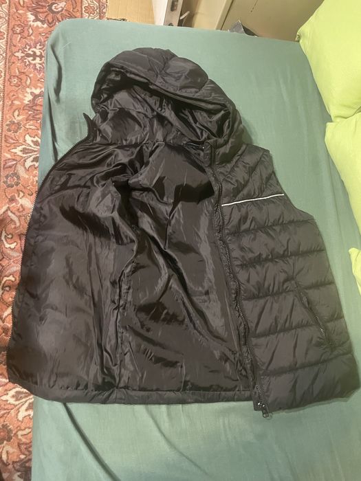 Елек с качулка за преходен сезон