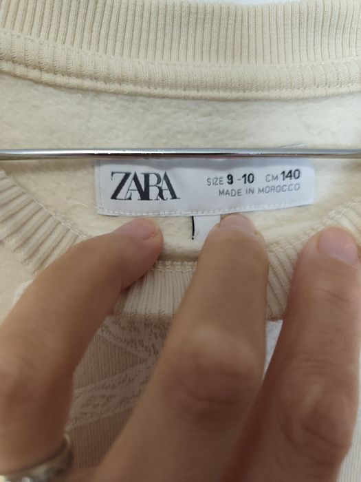 Стилна блуза на Zara