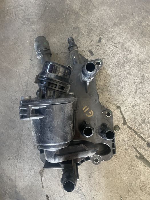 Corp Termostat conducta furtun apa BMW g11 g12 g30 3.0 4.0 b57 diesel