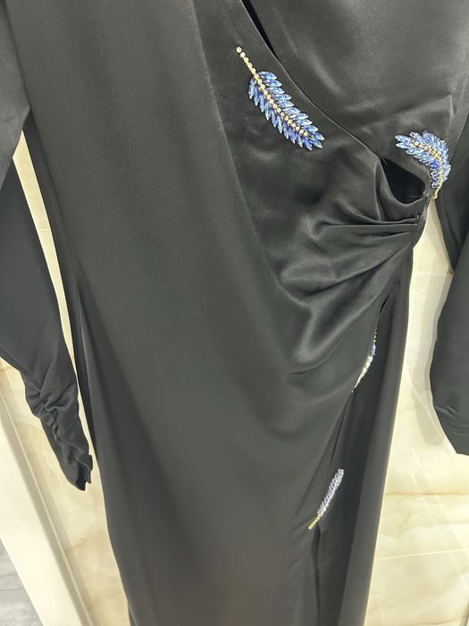 Rochie eleganta, neagra, Zara, cu aplicatii/ pietre, marimea M,