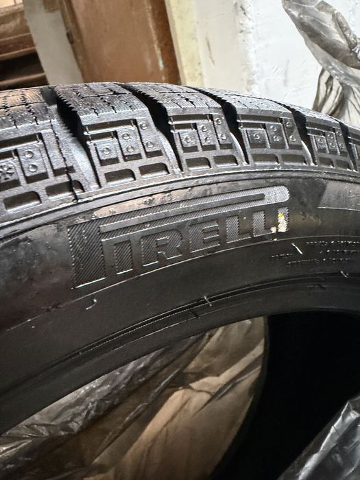 Продам шины Pirelli 225/45/18