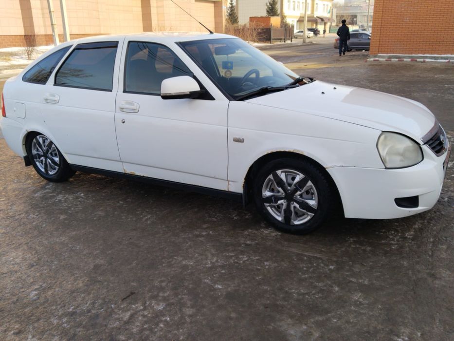 Продам Приору хэтчбек