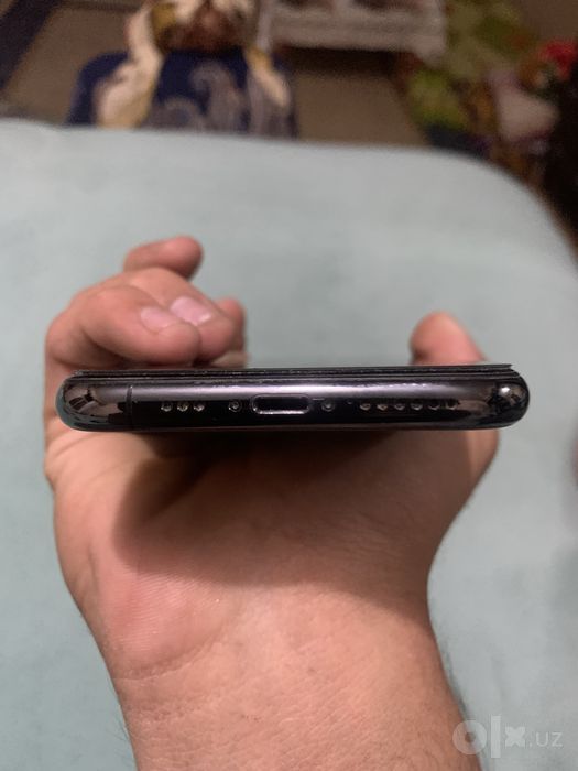 iphone 11 pro iclout
