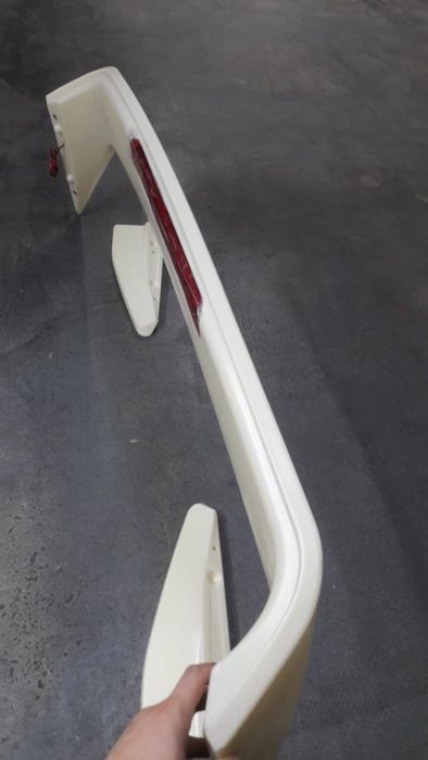 спойлер Subaru Legacy BL5