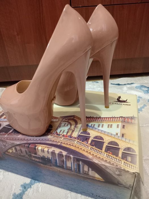 Туфли на шпильке размер 35