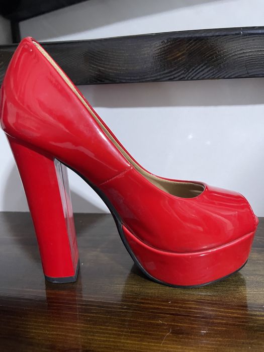 Продам туфли. Малютка 33