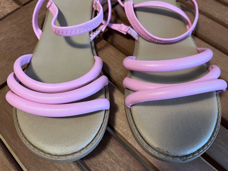 Два чифта детски сандали Reserved номер 34 и 35