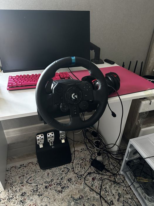 Игровой руль logitech g923
