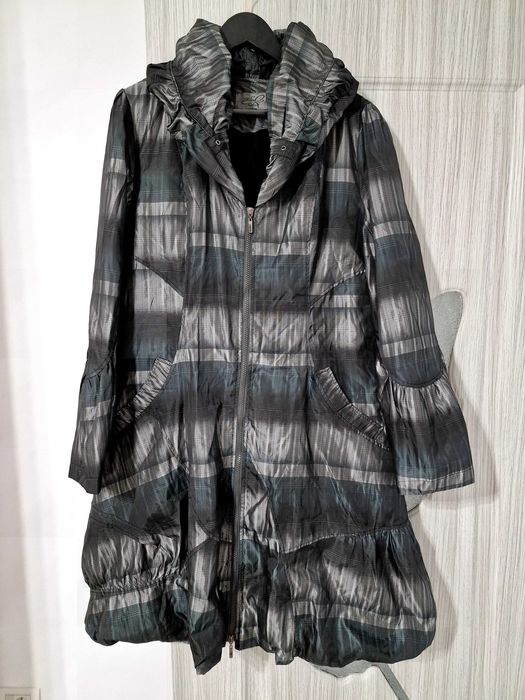 Paltoane,trenci-uri superbe