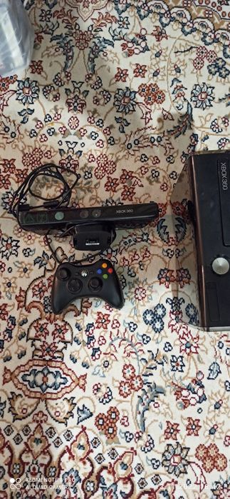 Продам ixbox не включается не знаю причину