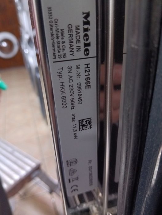 Иноксова печка за вграждане с керамичен плот Miele 24 м.гаранция!