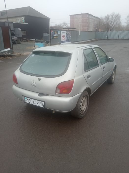Ford Fiesta 900 мың