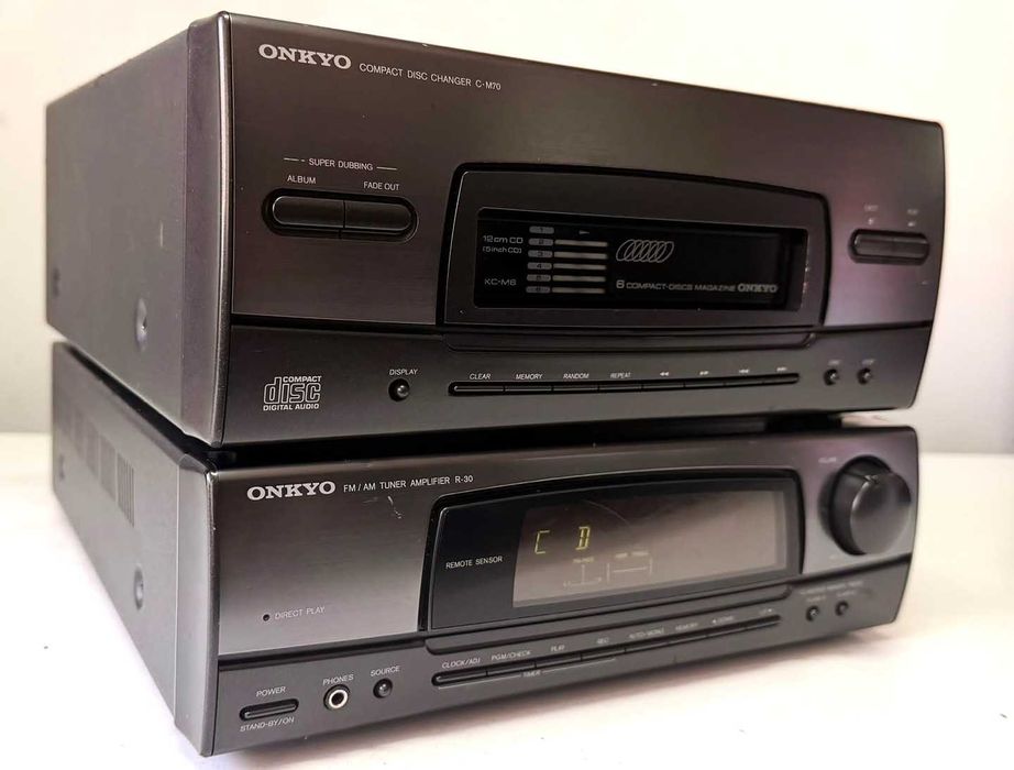 Amplificator Onkyo Premium R-30 Tuner Amplifier & C-M70 CD Changer – Pachet Rar