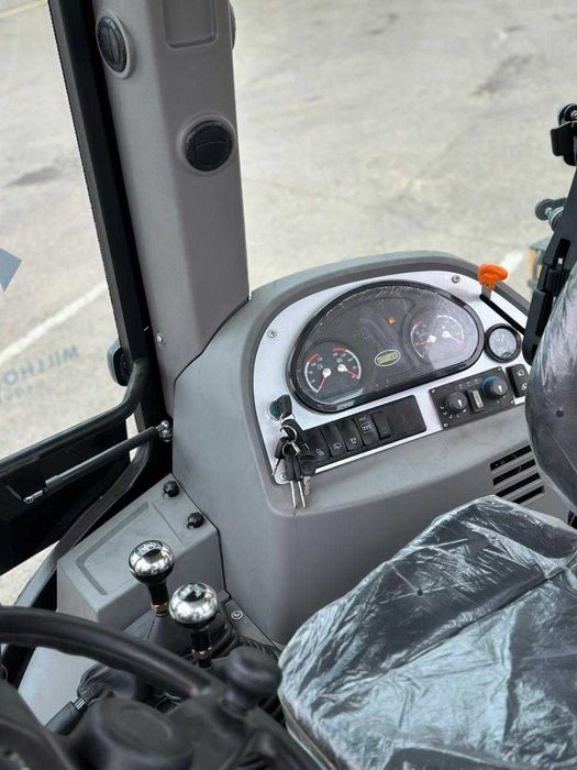 Экскаватор-погрузчик SHANMON 388-II