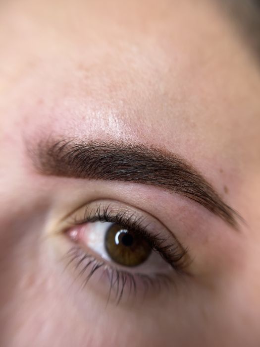 Micropigmentare BUZE si SPRANCENE efect natural