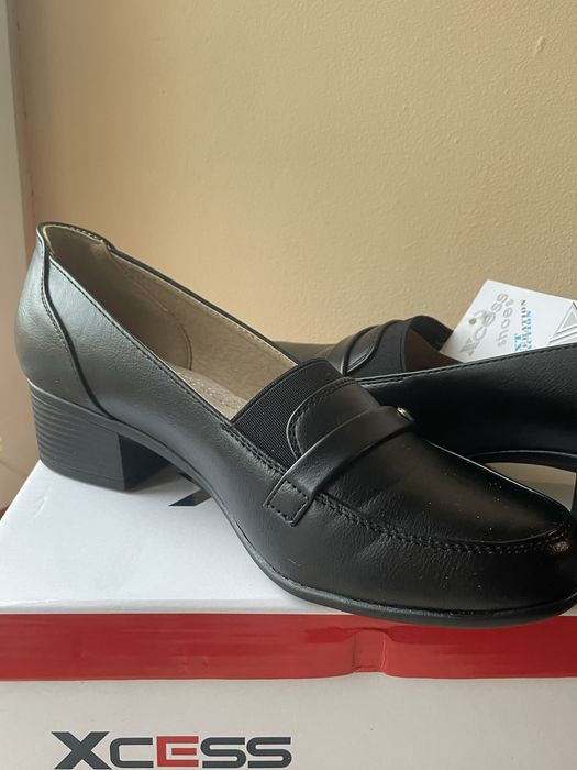 Дамски обувки нови