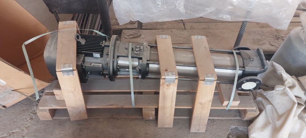 Продаёться срочно центробежный насос grundfos