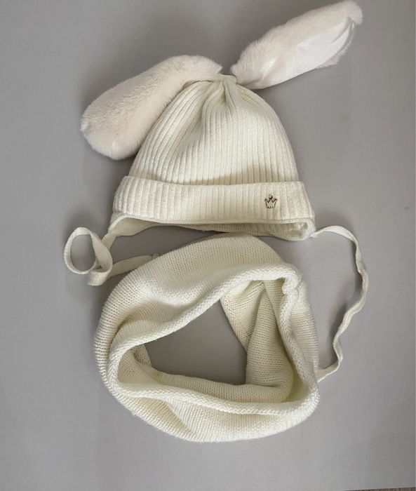 Продам зимнюю детскую шапку со снудом