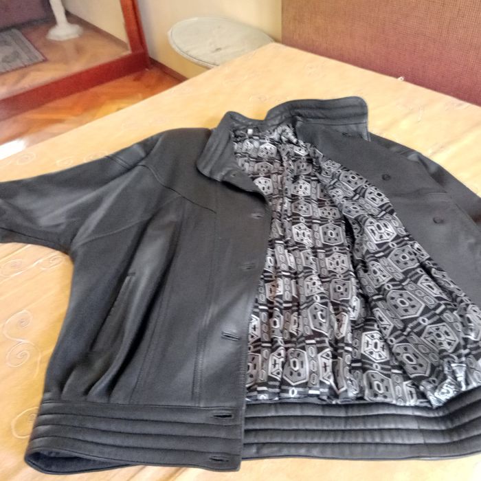 Дамско кожено яке