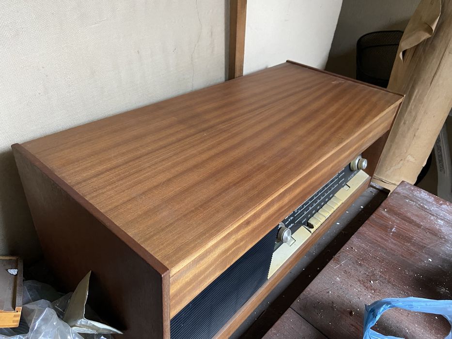 Ретро радио с грамофон