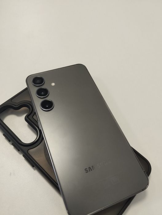 Samsung s24 самса s24 с24