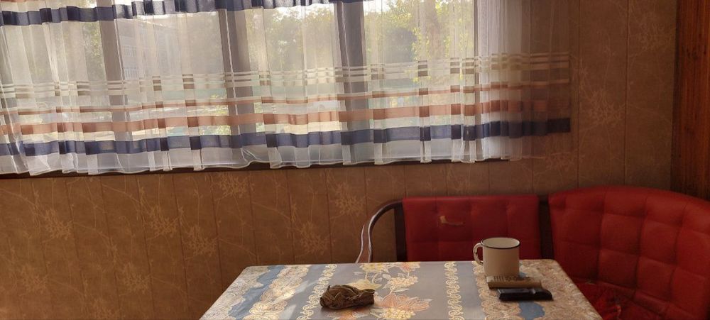 Продаётся 2х комнатная квартира на квартале конструкторов 1 этаж