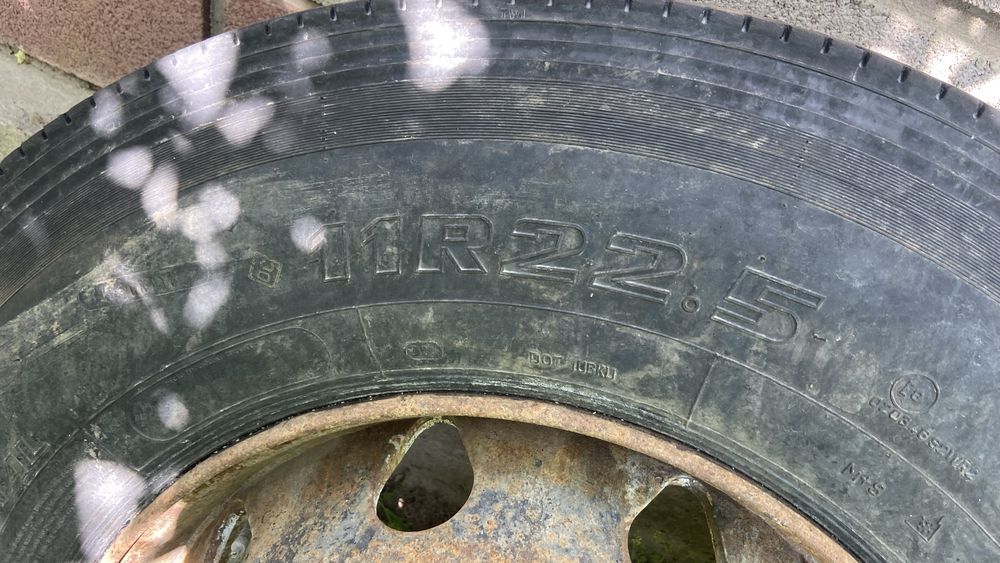 Колеса безкамерки 11R