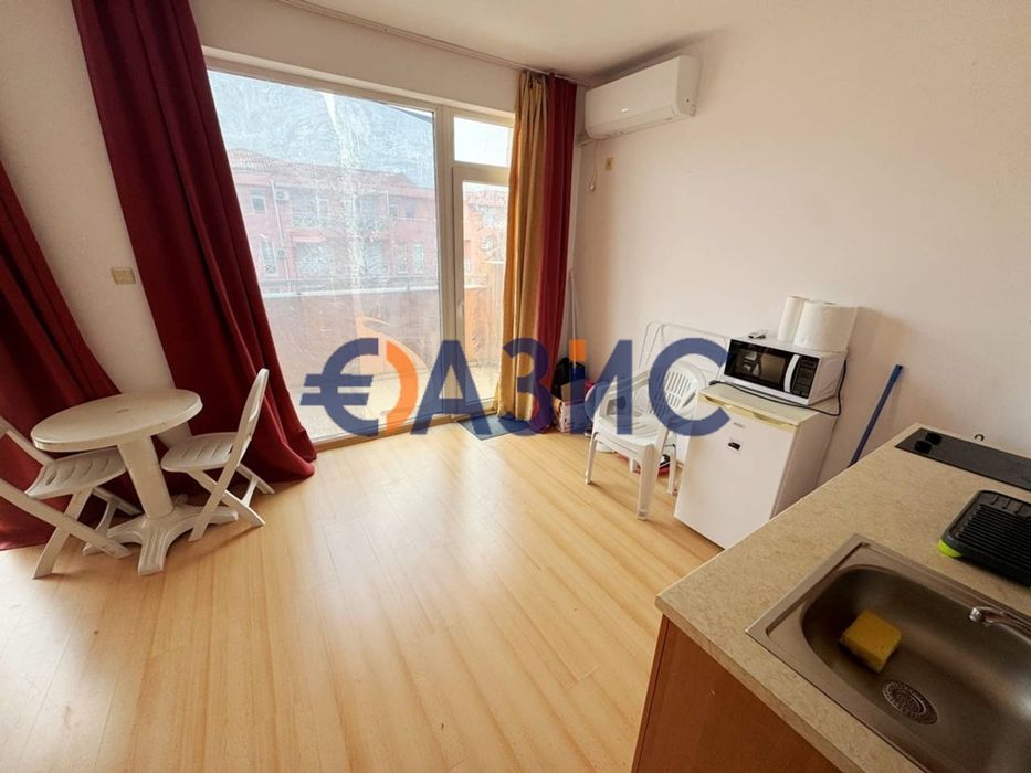 Продава се Едностаен апартамент в к.к. Слънчев бряг - 39 кв.м за 602 €/кв.м - Снимка #4