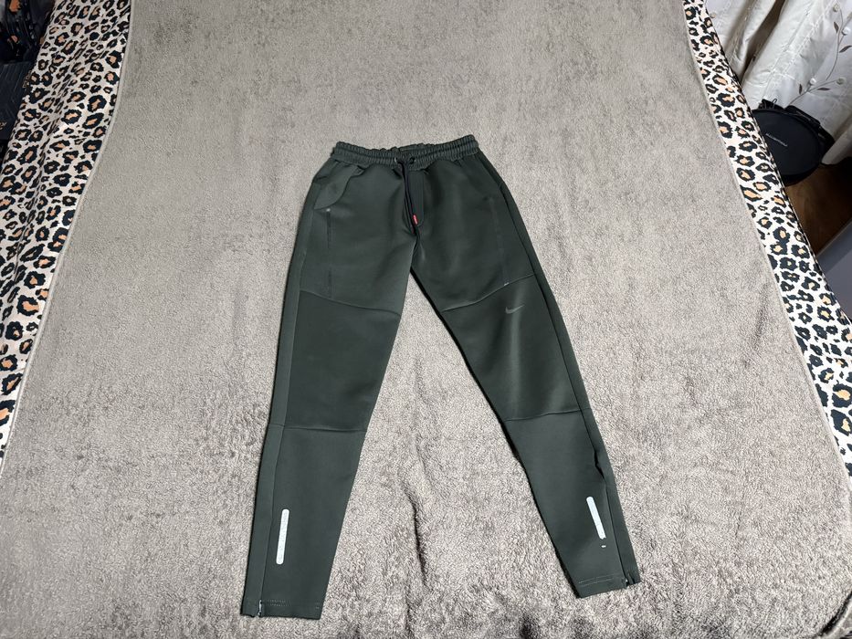 under armour и nike долница