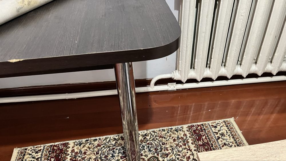 Продам чайный стол