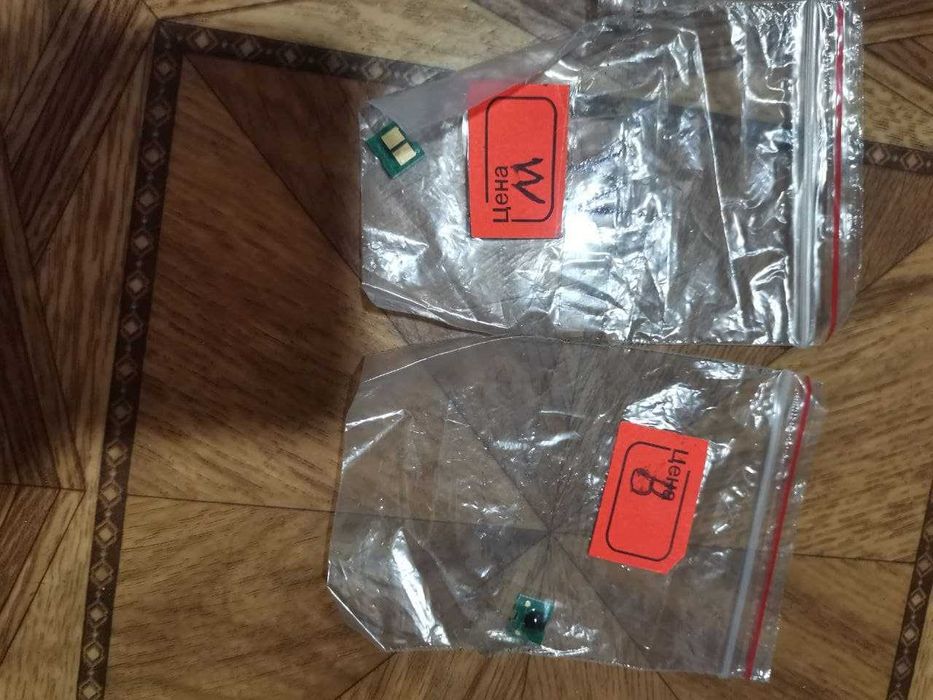 Тонер на цветной принтер HP 1215 с чипами