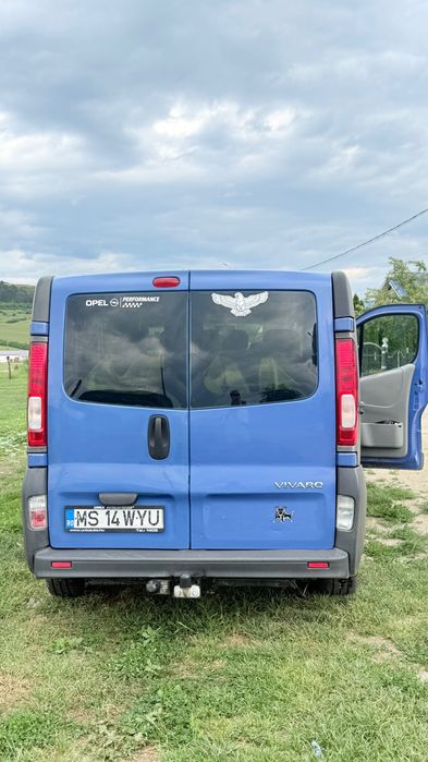 Vand opel vivaro 2008 înmatriculată