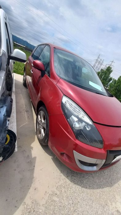 Dezmembram Renault Scenic 3 1.4 TCE H4J 700