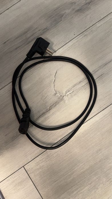 Monitor MSI 34” Curbat