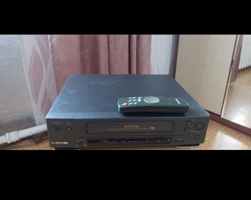 Продам видеомагнитофон